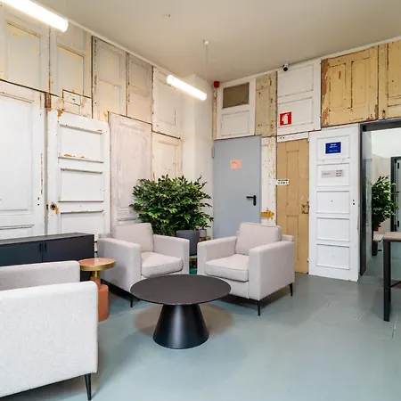 Limehome Rua Oliveiras 아파트호텔 포르투