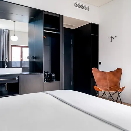 Guest house Limehome Rua Oliveiras