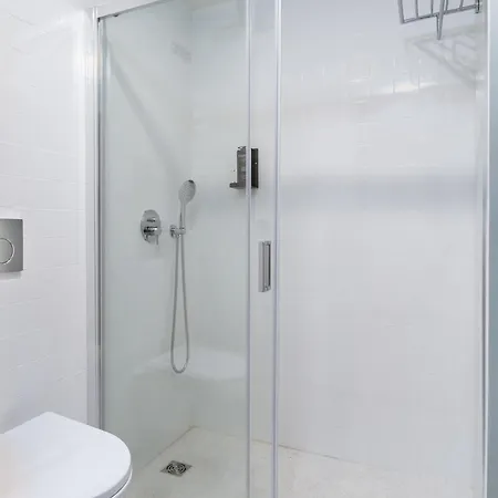 Limehome Rua Oliveiras 아파트호텔