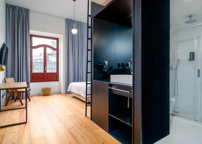 Limehome Rua Oliveiras 波尔图