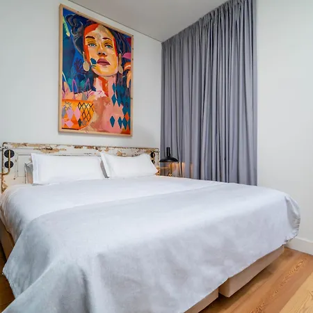 Limehome Rua Oliveiras 3*