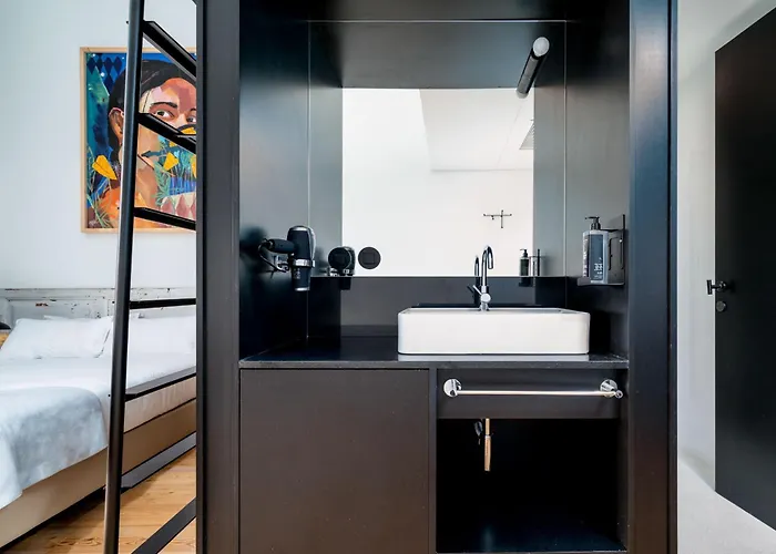 Limehome Rua Oliveiras Lägenhetshotell 3*