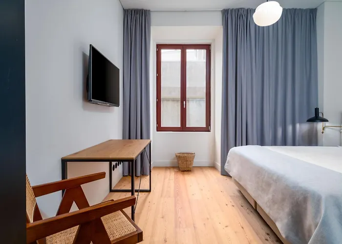 Limehome Rua Oliveiras 3*