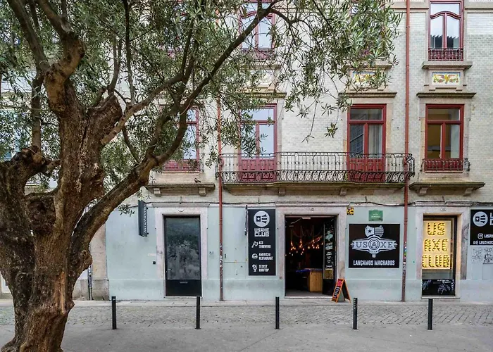 Aparthotel Limehome Rua Oliveiras 3*